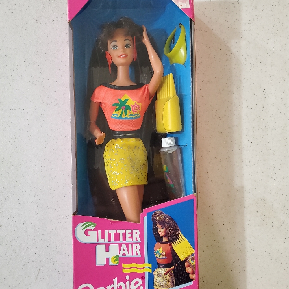 COLLECTABLE 1993 Brunette Glitter Hair Barbie